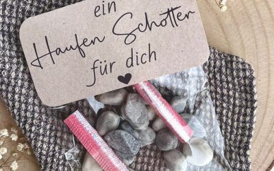 Geldgeschenk – ein Haufen Schotter!